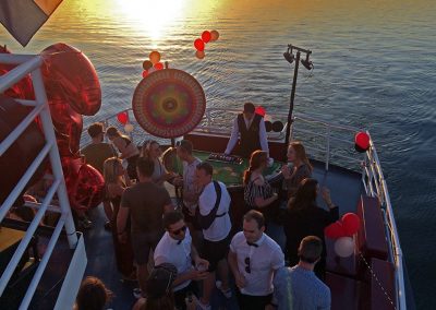 Bedrijfsfeest in casino thema op boot