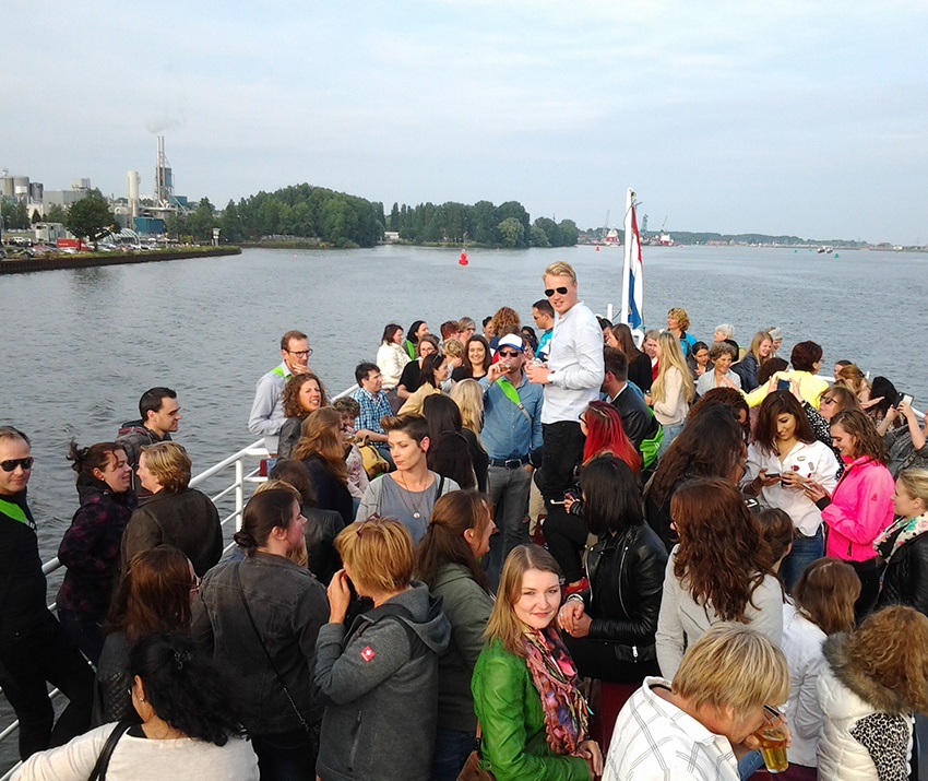 Bedrijfsfeest op boot Amsterdam