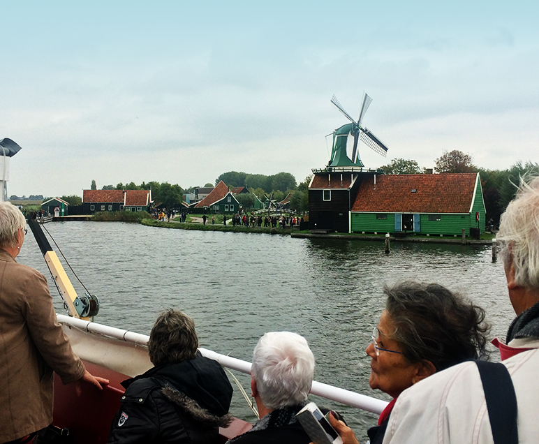 groepsuitje met boot naar zaanse schans