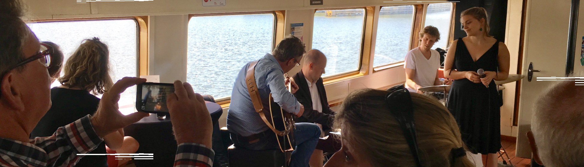 borrelen tijdens jazz concert met pinksteren