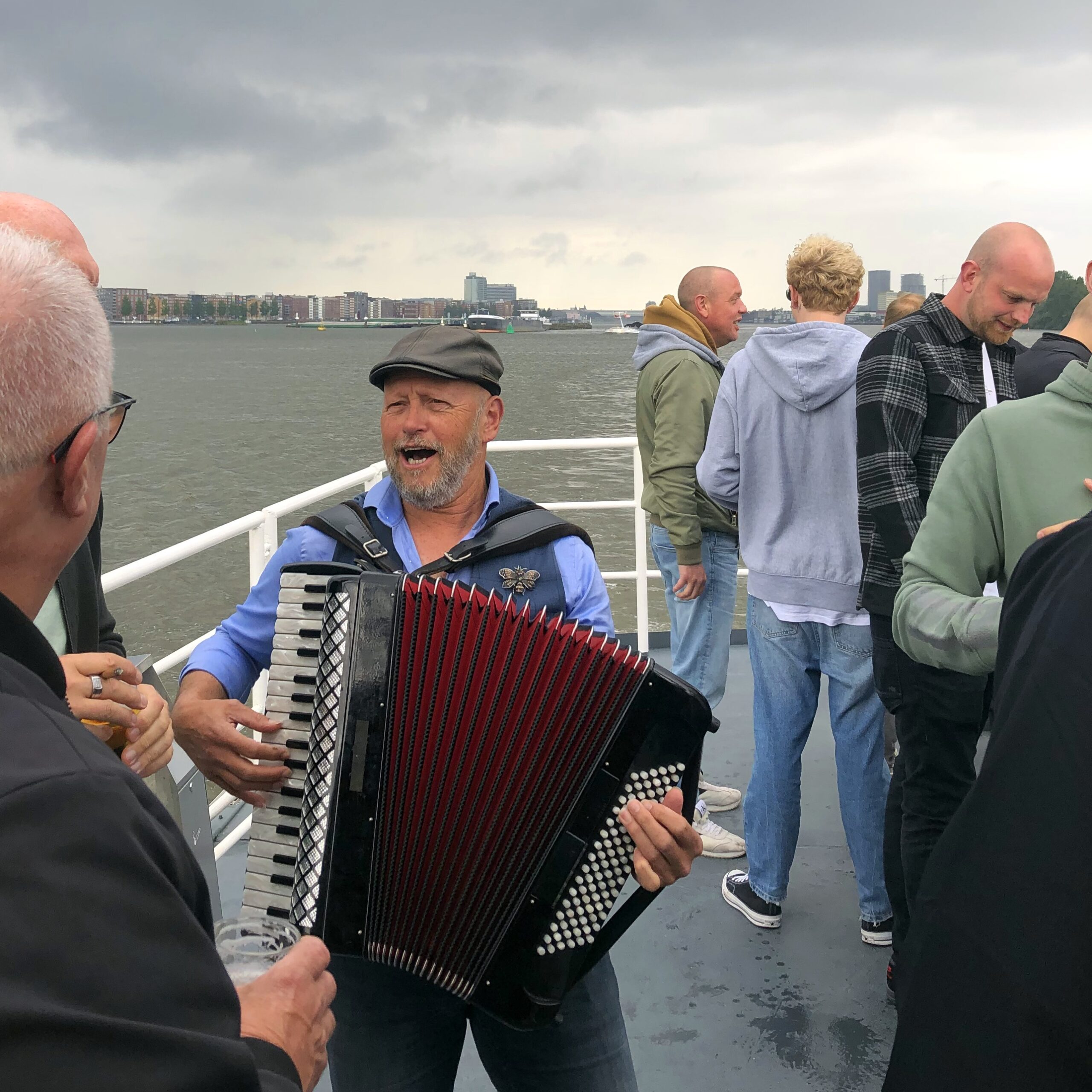 Bootuitje met muziek amsterdam
