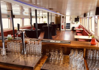 bar bovensalon schip Stortemelk