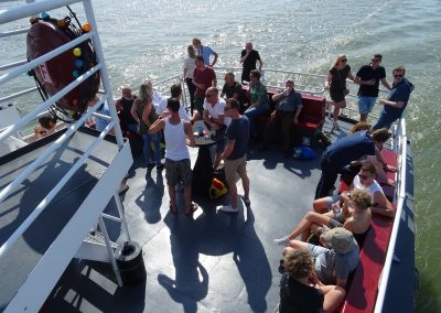 Borrel op achterdek Stortemelk met bedrijf
