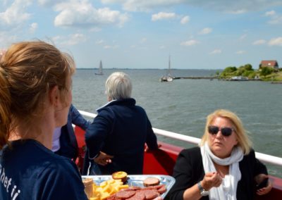 borrel boottocht over markermeer langs Pampus